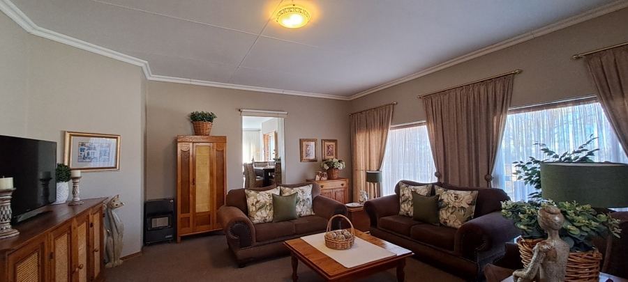 4 Bedroom Property for Sale in Morelig Free State